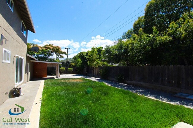 Building Photo - $4695 - 3 Bd/2 Ba Two Story Single Family Home in West San Jose