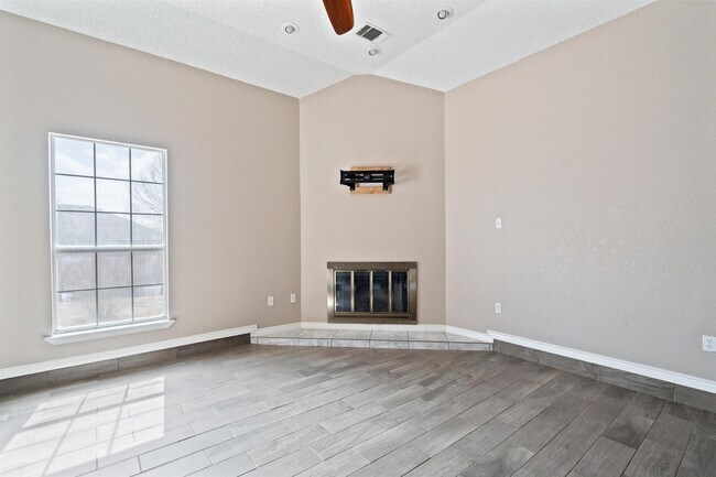 Building Photo - 105 Covey Ridge Dr