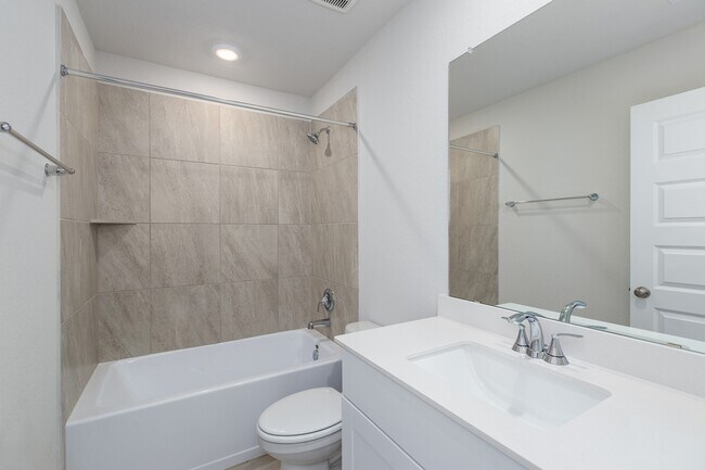 Building Photo - 16703 Sterling Clf St