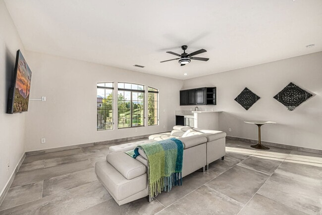 Building Photo - 5211 N 193rd Ave