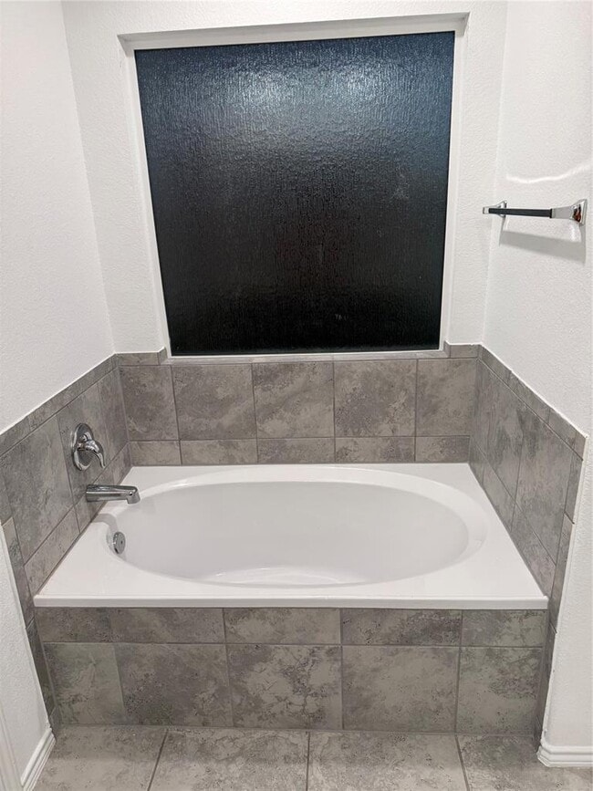 Building Photo - 3301 Dusted Daisey St