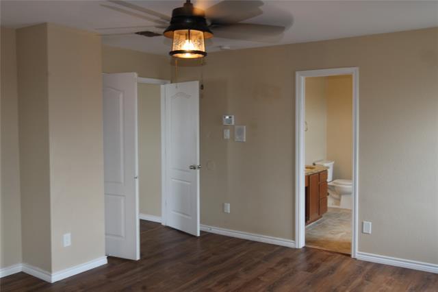 Building Photo - 2435 Castle Pines Dr