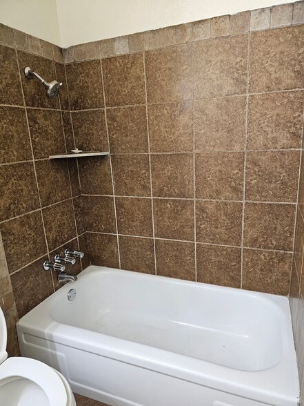 Building Photo - 2942 Bernice Dr