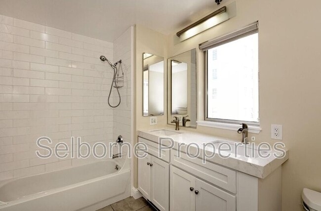 Building Photo - 1401 Jackson St