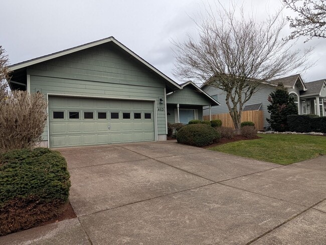 Building Photo - Beautiful 3-Bedroom, 2-Bath Home With fenced yard!