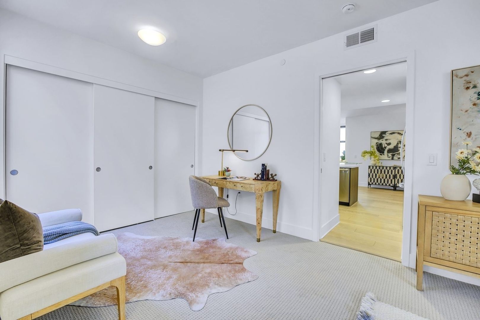 Building Photo - 1080 Sutter St