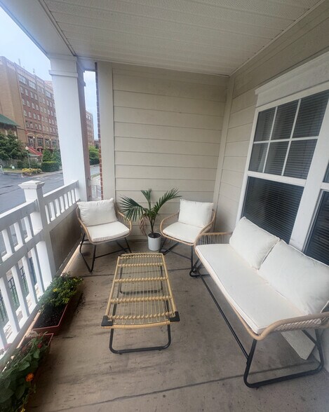 Building Photo - 2008 Millennium Pl