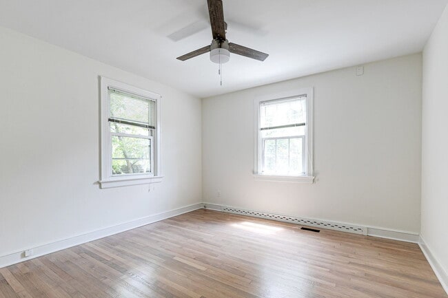 Building Photo - 4904 Patterson Ave