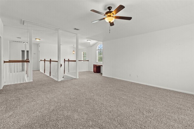 Building Photo - 518 Saffron Ct