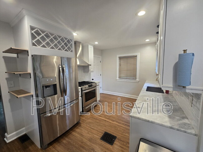 Building Photo - 4224 Briarwood Rd