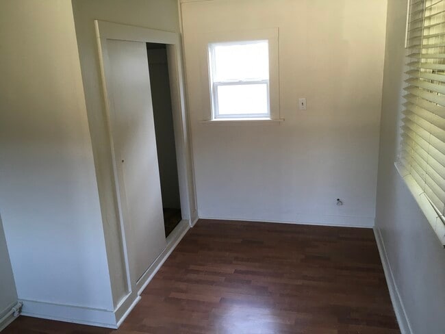 Bedroom/closet - 2855 Old Gravenstein Hwy
