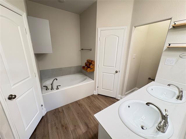 Building Photo - 2903 Diamondback Dr