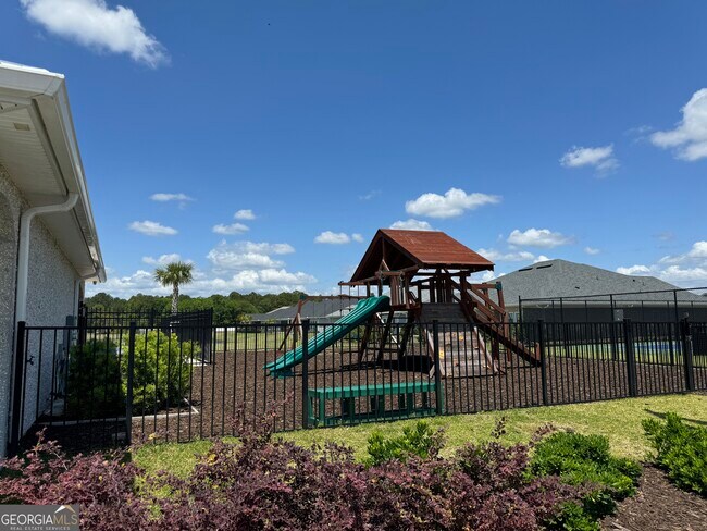 Building Photo - 229 The Villas Wy