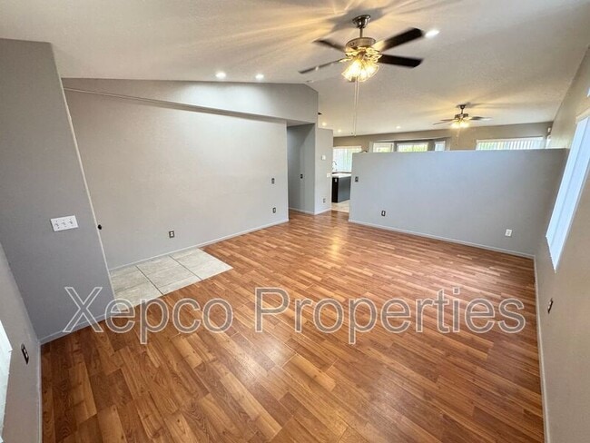 Building Photo - 82143 Pinyon Ave