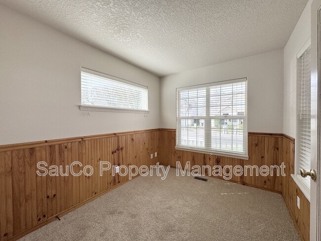 Building Photo - 16933 NW Arizona Dr