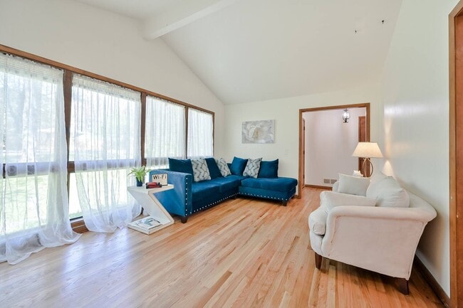 Building Photo - 501 Smithstone Rd SE