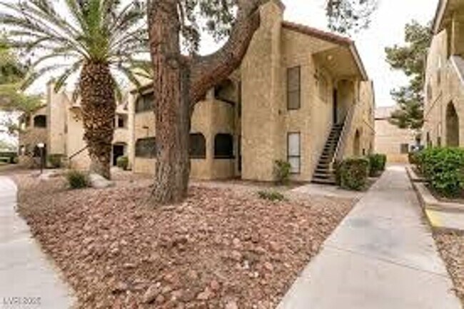 Building Photo - 4740 O'Bannon Dr