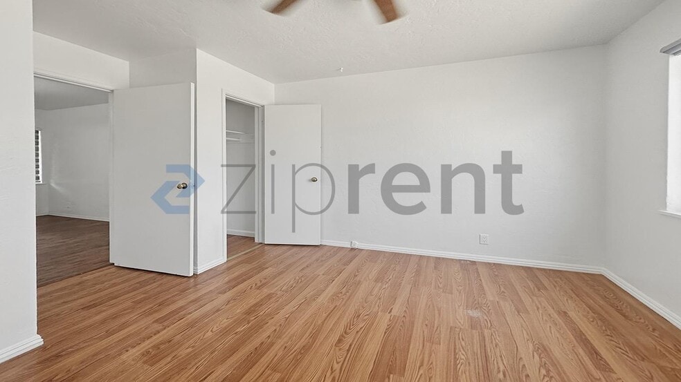 Building Photo - 139 W 18th St