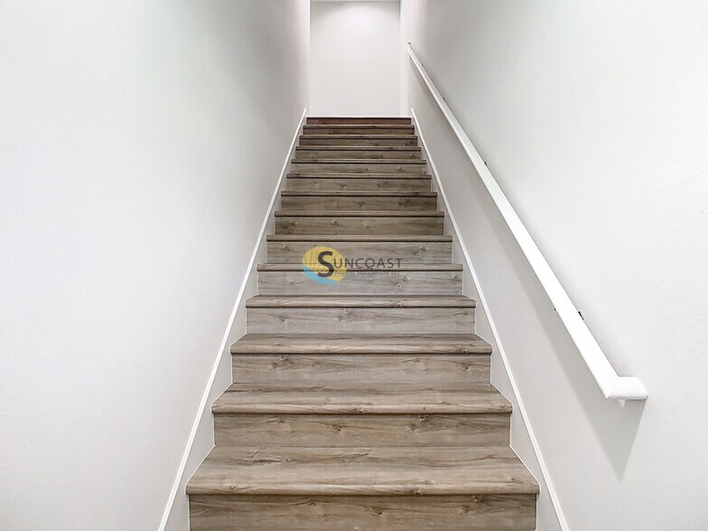 Building Photo - 3821 SW 43rd Ct