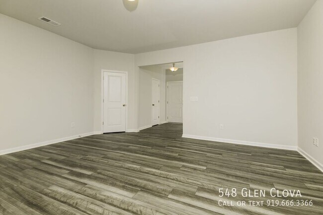 Building Photo - 548 Glen Clova Dr