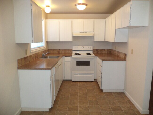 Building Photo - 2301-2303 La Frambois Rd.