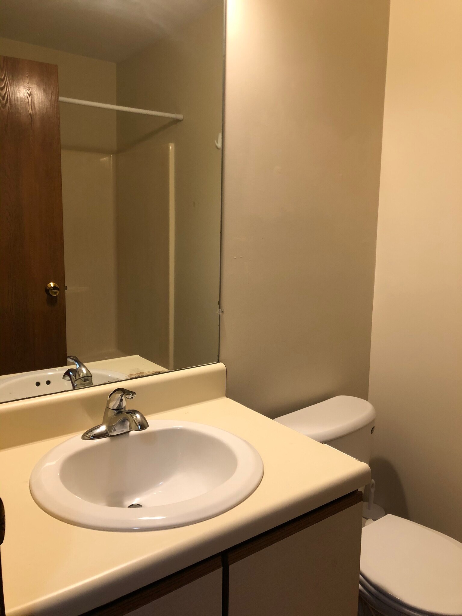 Bathroom - 108 Hartford Ct