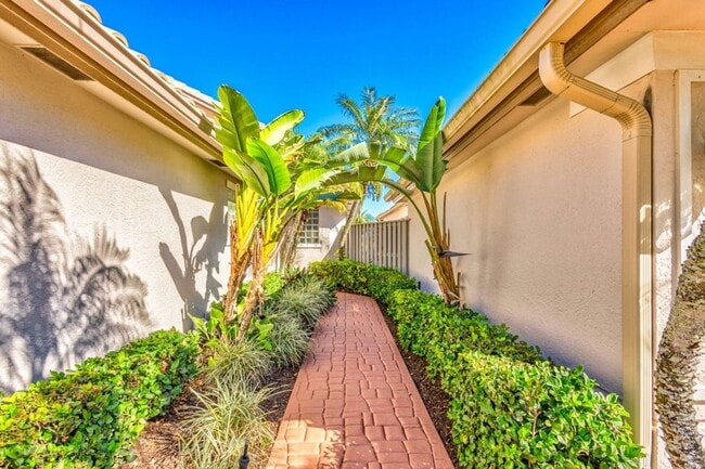 Building Photo - 919 Augusta Pointe Dr