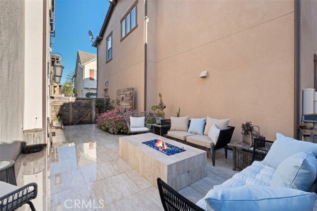 Building Photo - 3 Lavanda St