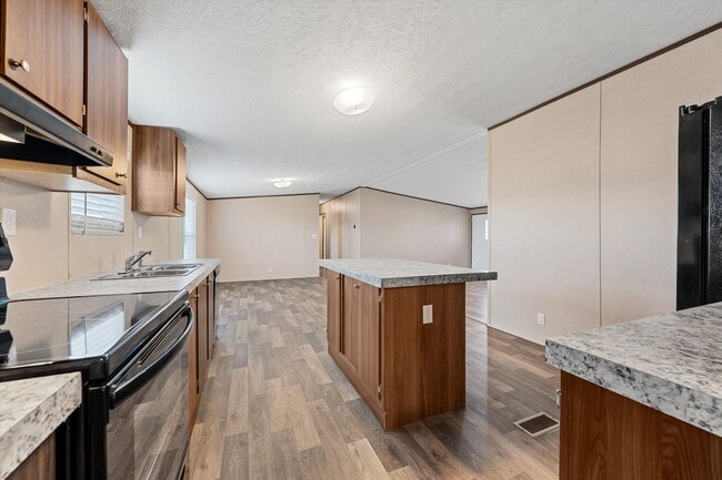 Building Photo - Spacious Country Living In Gholson