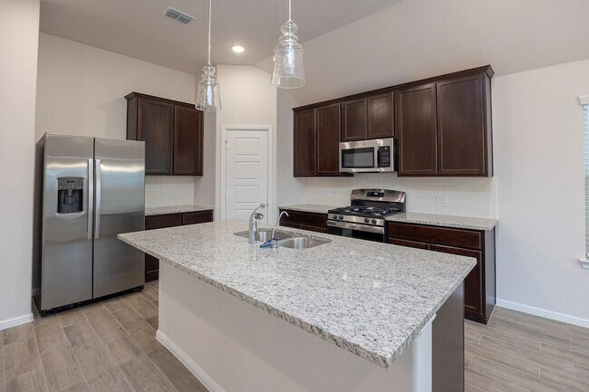 Building Photo - 105 Corcovado Ave