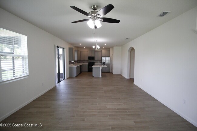 Building Photo - 3959 Alligator Flag Cir