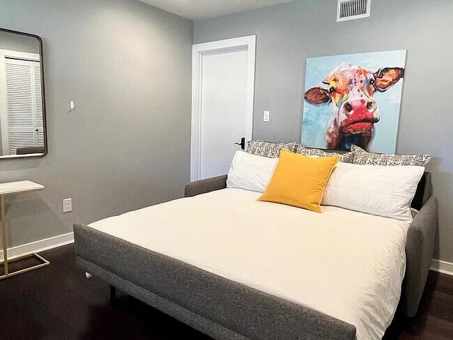 Building Photo - 2305 Comburg Castle Way