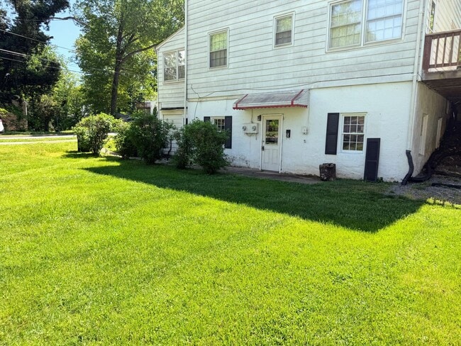 Building Photo - 4301 Tremont St