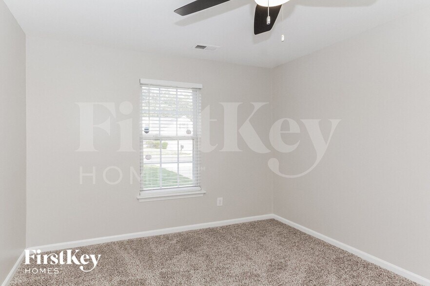 Building Photo - 1513 Maple Sugar Pl