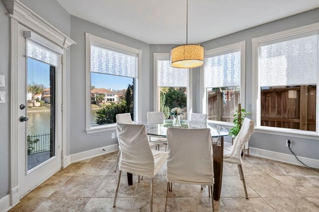 Building Photo - 18918 Villa Bergamo Ln