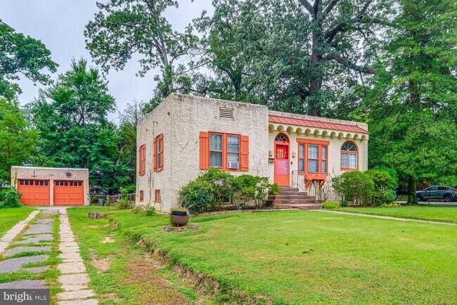 Building Photo - 4209 Queensbury Rd