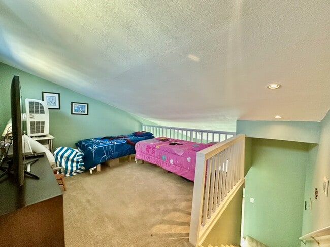 Building Photo - 330 Bluefish Dr