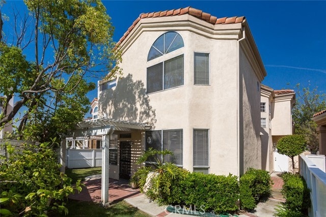 Building Photo - 10 Sparta