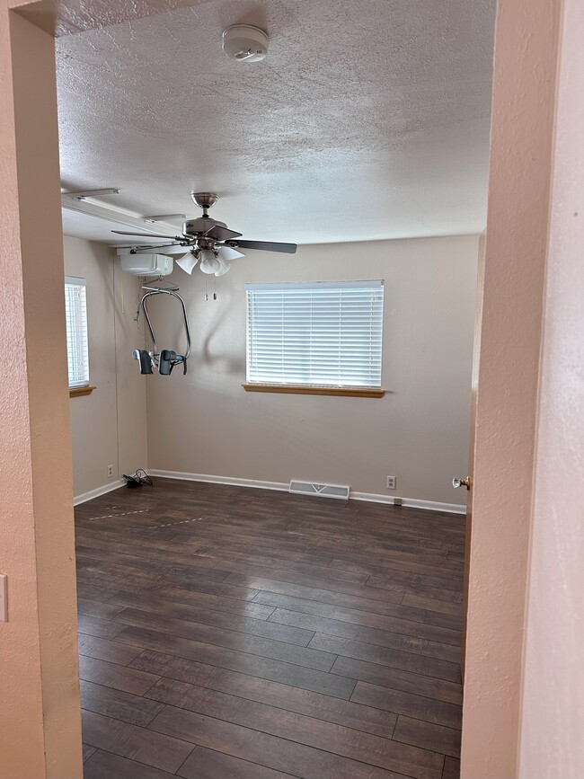 Main floor Bedroom with hoist - 2967 W Tanforan Dr