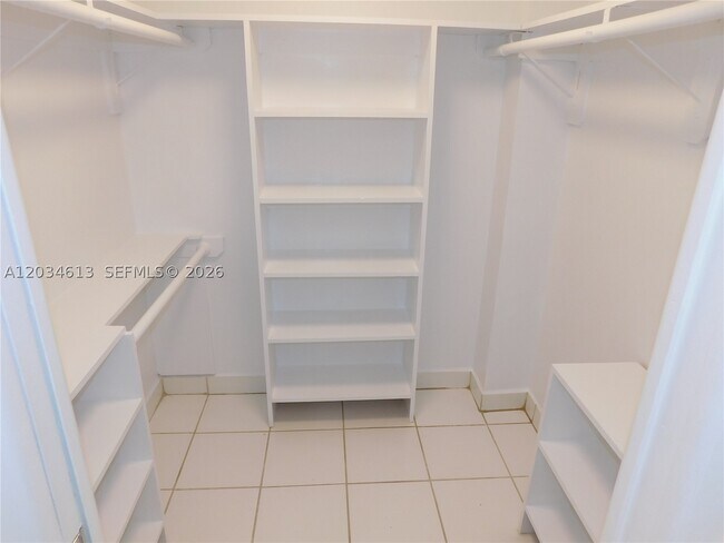 Building Photo - 8025 SW 107th Ave