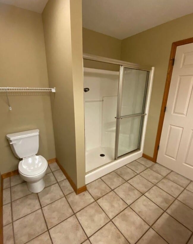 Building Photo - 4 Bed 2 Bath Home in Nixa!!