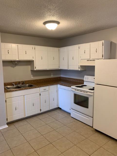 Building Photo - 210 Hendricks Blvd