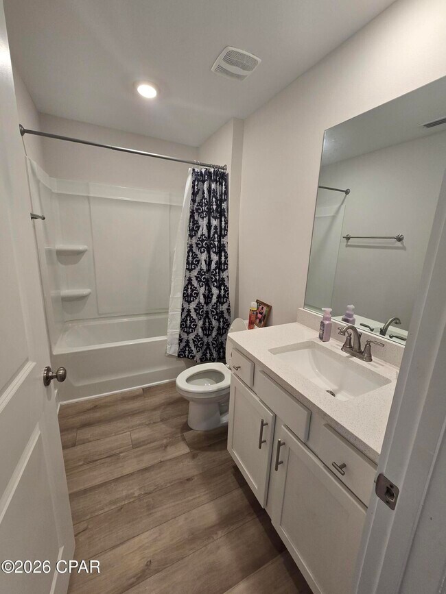 Building Photo - 231 Boggy Crk Wy