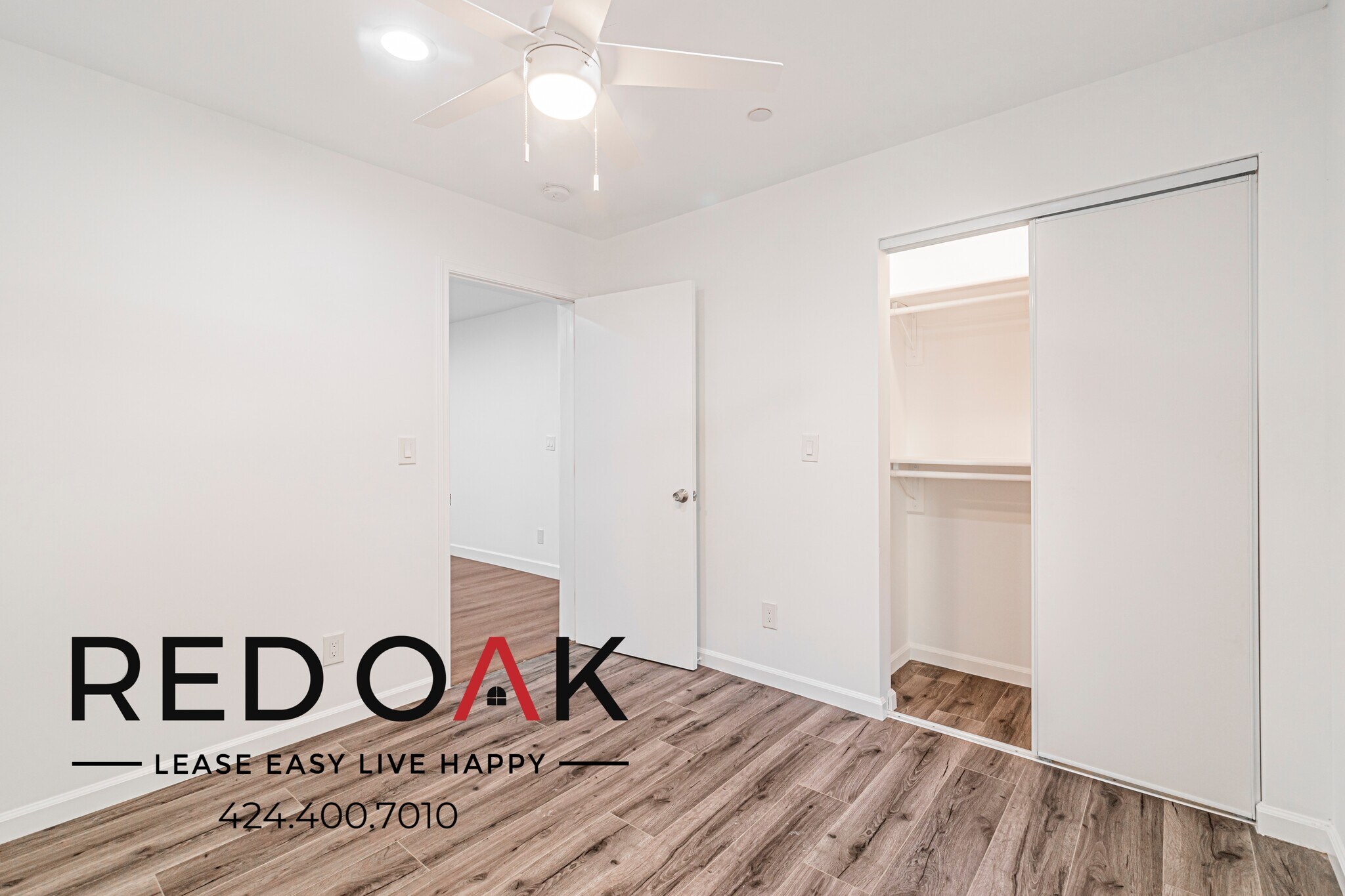 Building Photo - 649 W 92nd St