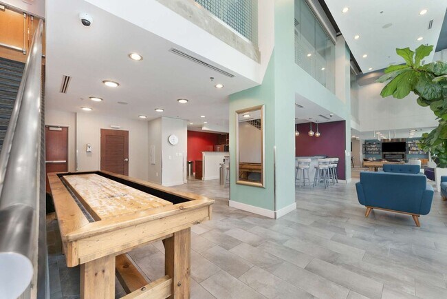 Building Photo - Fully Furnished SoBro Condo At Encore