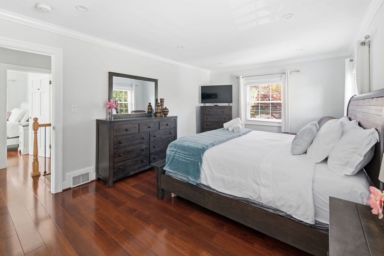 Building Photo - 1304 Van Buren St NW