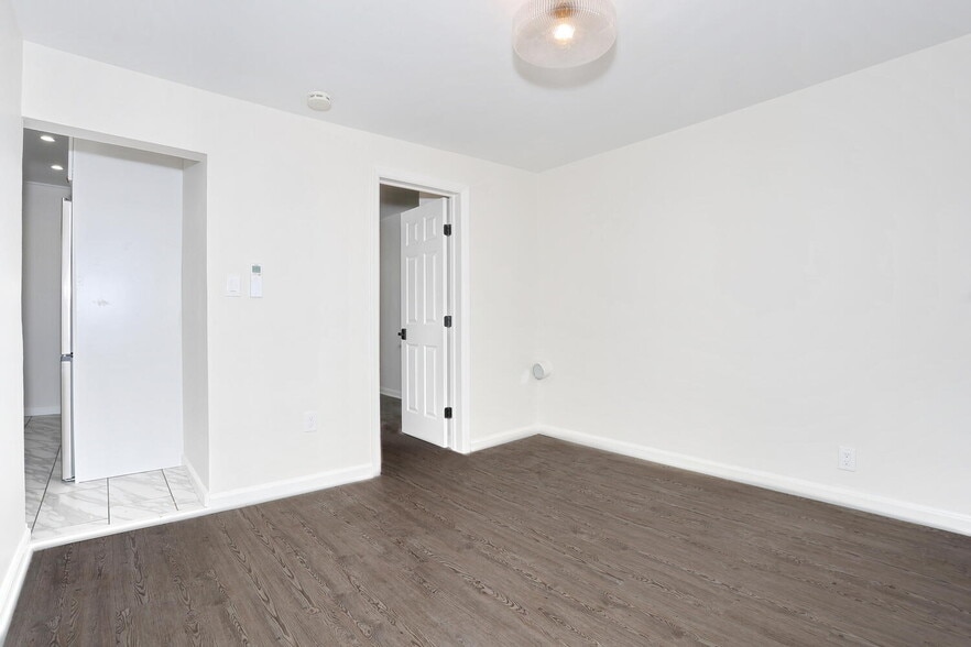 Building Photo - 31 Rea Ave