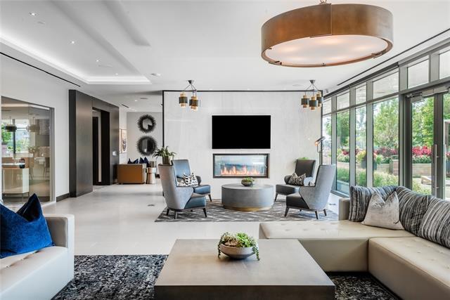 Building Photo - 3031 Oliver St