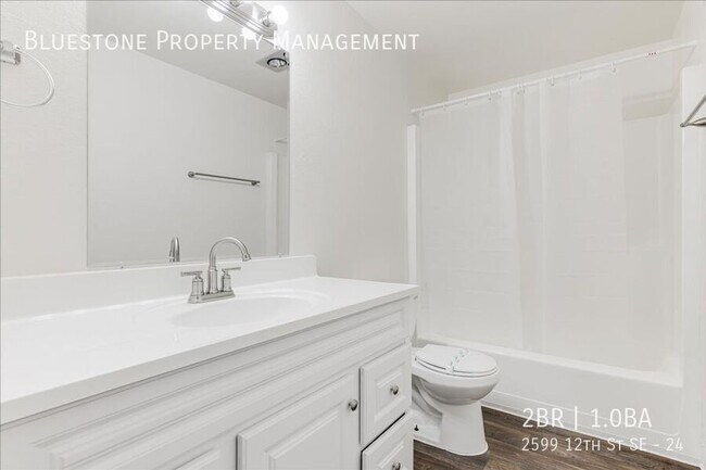 Building Photo - 2599 12th St SE