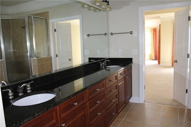 Building Photo - 9858 Talisman Dr